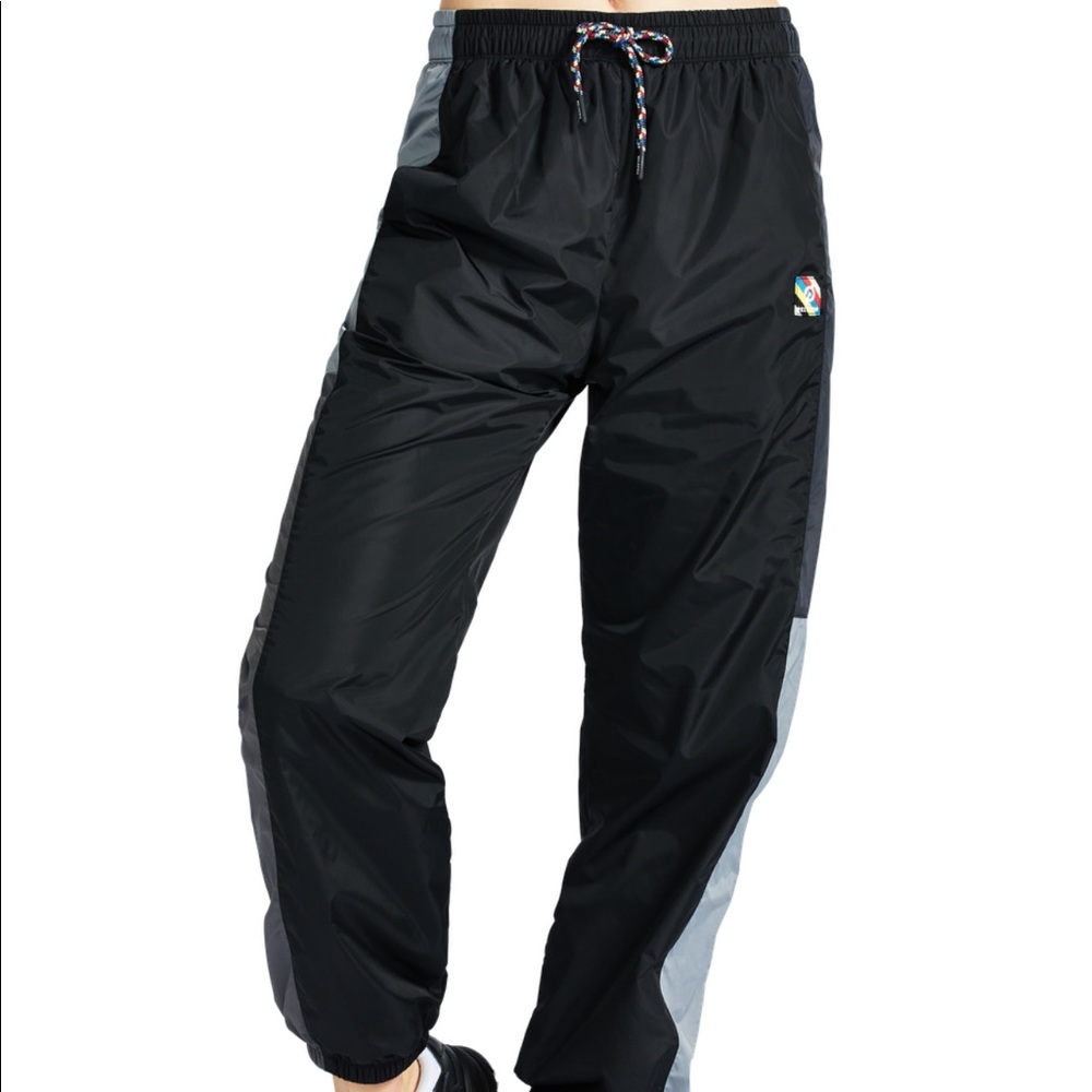 NWT‼️ Peloton Joggers - Picture 2 of 8